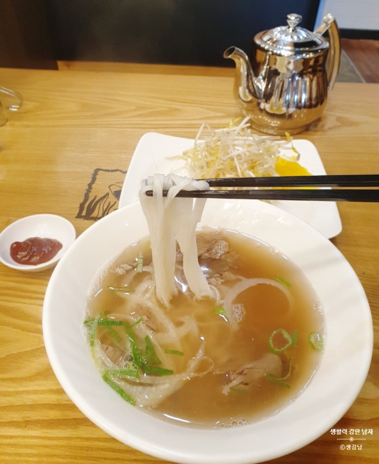  [신촌 맛집] 포베이 신촌점 : 가볍게 쌀국수 한그릇 하기 좋은 곳