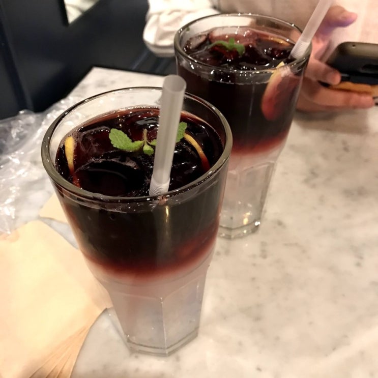  건대 맛집 "롤링파스타" 파스타 피자 샐러드 와인에이드 ~