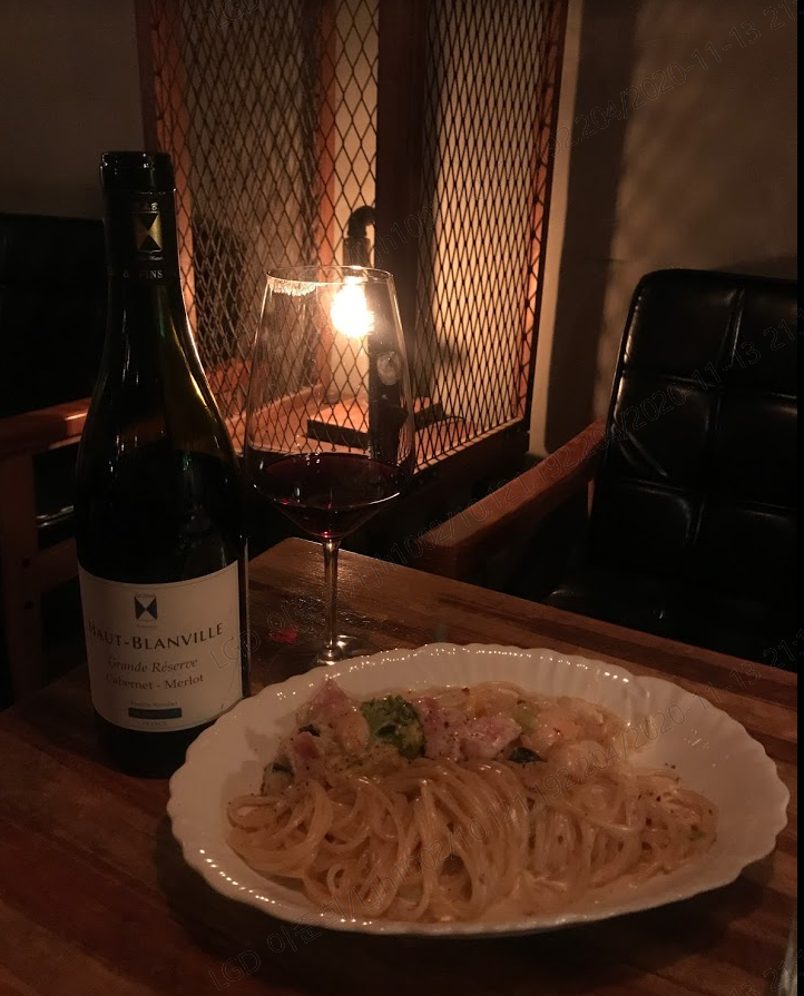  가로수길  데이트 하기 좋은 와인바_로프트LOFT