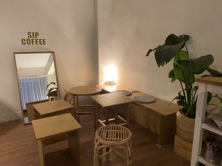  길동 카페 SIP COFFEE(십 커피),굽은다리역 숨은 인스타 감성 카페