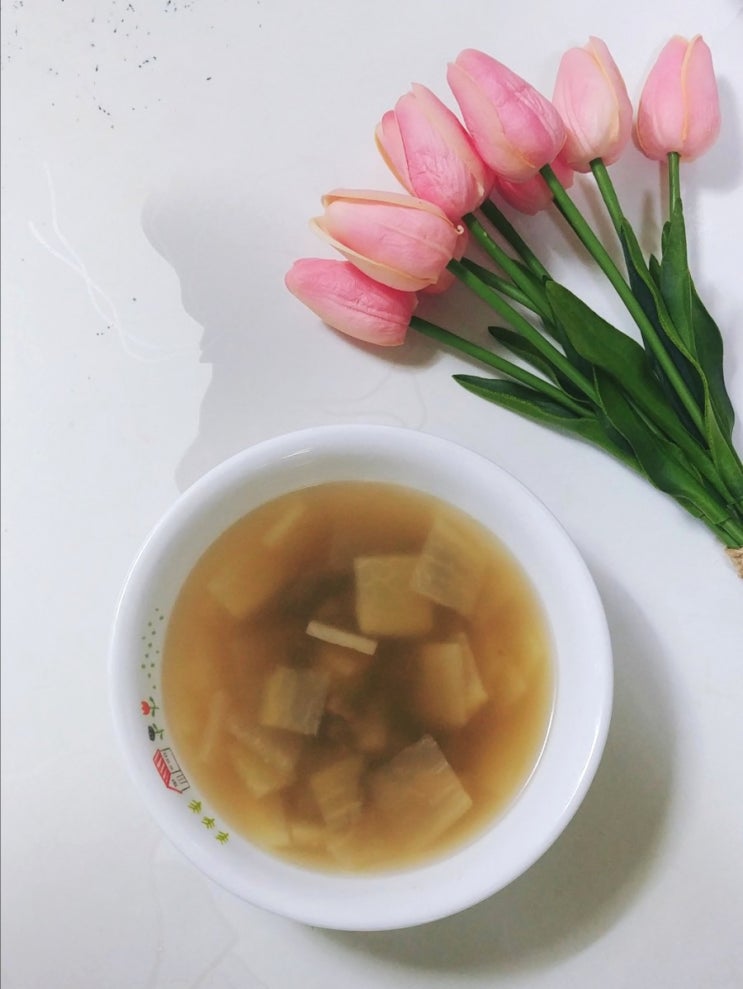  시원하고 국물맛이 깊은 소고기뭇국 끓이기.