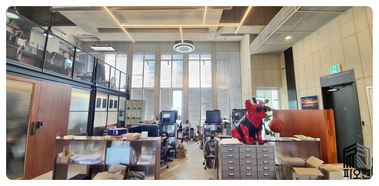  강남 층고6미터 지상스튜디오 겸 사무실 추천매물 - 복층인테리어, 탁트인 뷰, 전용 60평대!