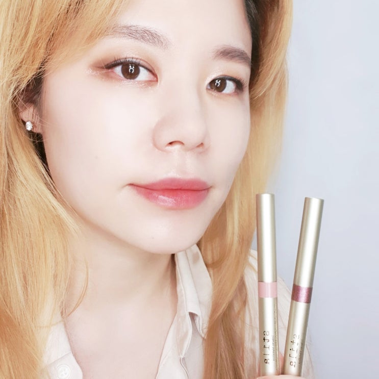  스틸라 트라이펙타 스틱 섀도우 2종 발색 컷