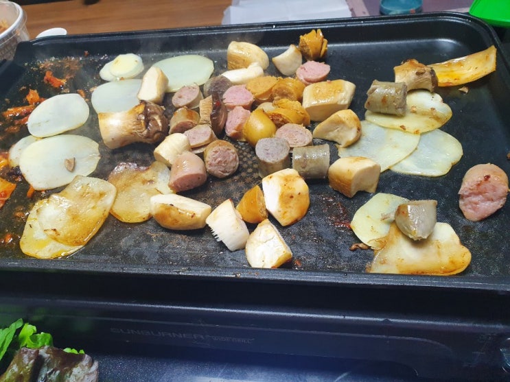  황금 주말의 이른 저녁 삼겹살~