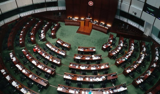 '친중 거수기'로 전락한 홍콩 입법회, 서방 국가들의 제재 예상돼