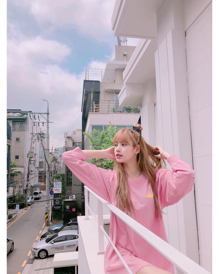  블랙핑크 리사 사진 모음 180615~180710