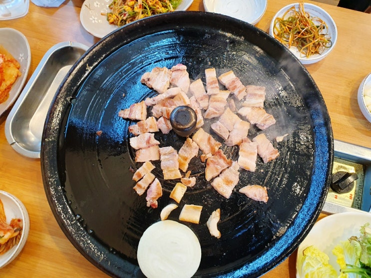  청천동맛집 우리함바솥뚜껑삼겹살 등산 후 고고