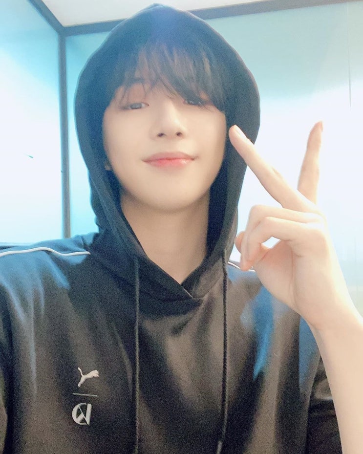  강다니엘 흑발 모음