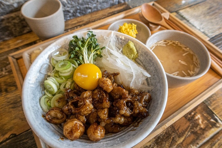  혼밥하기 좋은 화곡동 맛집 묵자식당 대창 육회 대박쓰 ㅠㅠ