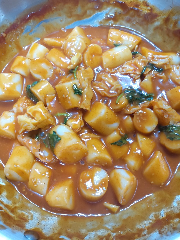  비건체다치즈 가래떡 떡볶이(야식,백파더 라볶이레시피 참조)