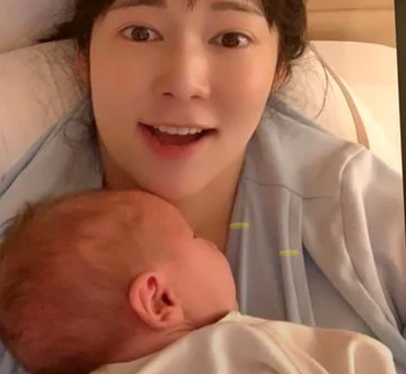  방송인 사유리 한국사회의 미혼녀