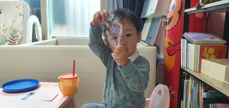  모여라 딩동댕 번개맨 굿즈와 함께 1열 시청