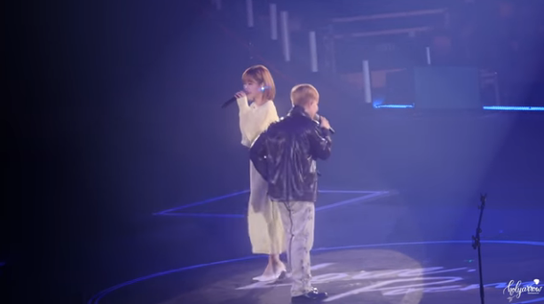  아이유 콘서트 게스트 수준