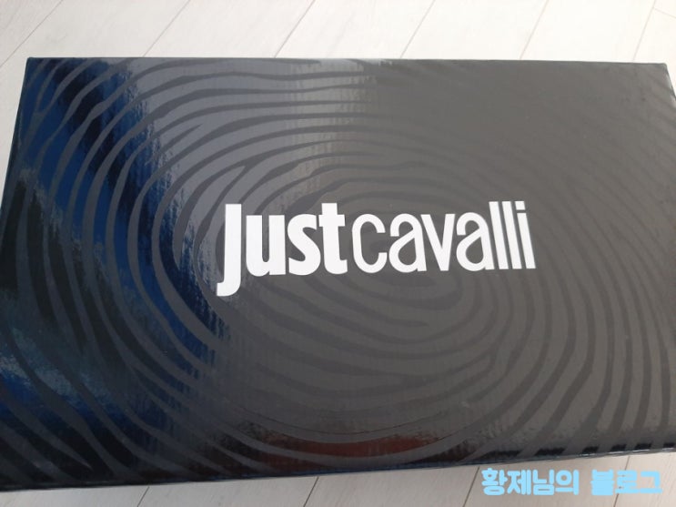  Just Cavalli 스니커즈 리뷰
