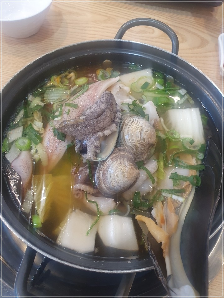  안성 칠곡저수지 맛집 원곡 칠곡해물손칼국수 시원한 국물 맛 해장에 딱
