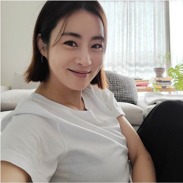  8살 연상 한의사와 결혼한 강소라 엄마된다 내년 4월 출산예정
