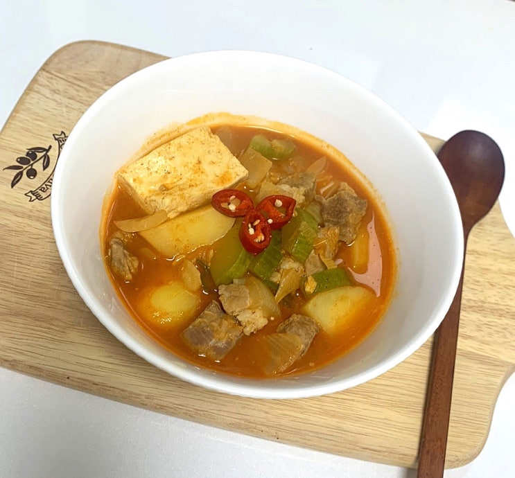  애호박고추장찌개로 쌀쌀한 추위도 거뜬히