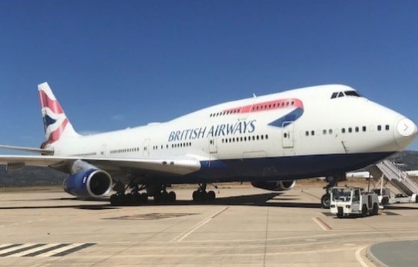 영국 런던 히드로–인천 공항, 직항 노선 스케쥴; 주당 대한항공 3회, 아시아나항공 1회, 영국 항공 비운항. 2020년 11월 17일 기준 : 네이버 블로그 영국 런던 히드로–인천 공항, 직항 노선 스케쥴; 주당 대한항공 3회, 아시아나항공 1회, 영국 항공 비운항. 2020년 11월 17일 기준 : 네이버 블로그