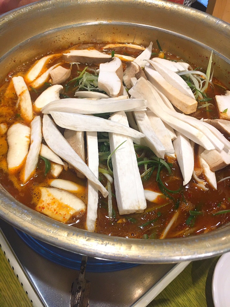 충주 시내 매콤 양푼이등갈비 맛집, 신두꺼비 식당
