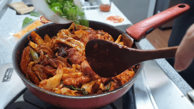  닭갈비 배송,  택배로 받는 춘천 닭갈비