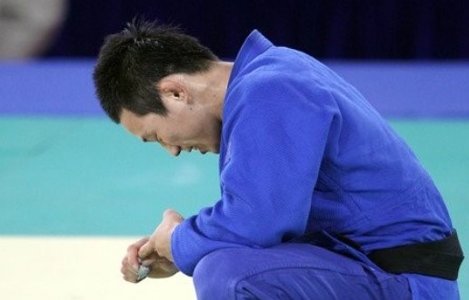 미성년 여제자 성폭행 유도스타 왕기춘 징역 6년 미성년 여제자 성폭행 유도스타 왕기춘 징역 6년