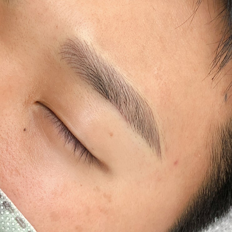  수원 광교 눈썹문신 깔끔한 리더스뷰티