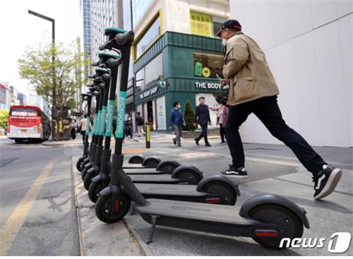 "전동킥보드보험 등 미니보험 내년부터 쏟아진다" "전동킥보드보험 등 미니보험 내년부터 쏟아진다"