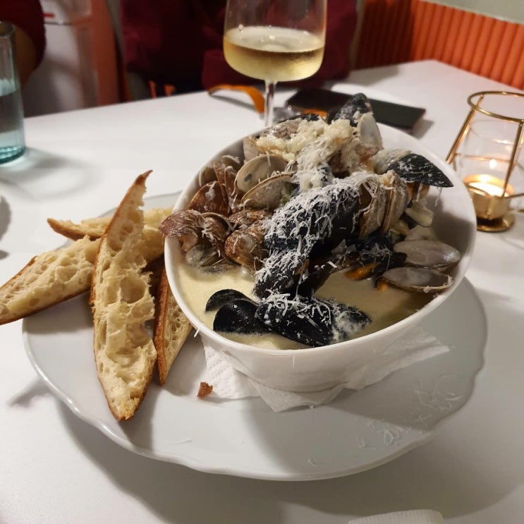  목동에 숨겨진 맛집, 꾸튬 디너 방문 후기