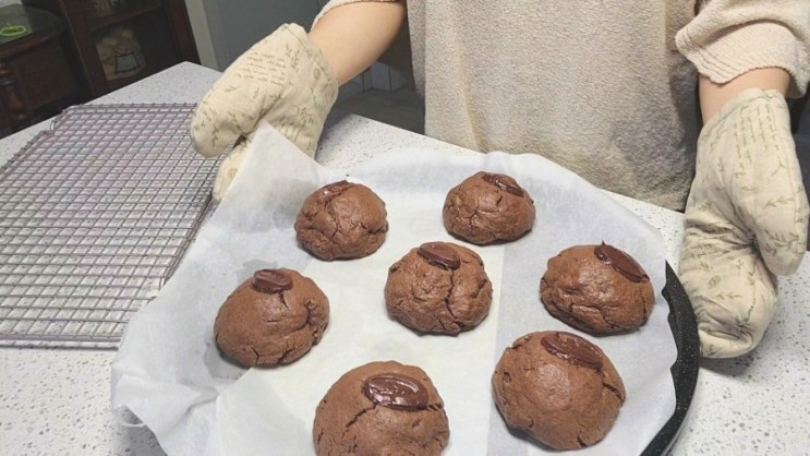 홈베이킹 | 아찔한 맛! 초코범벅쿠키 만들기