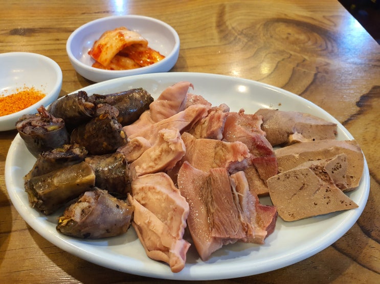 서울 응암역 순대국 맛집 함경도왕순대집