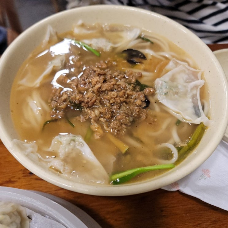  명동가면 가장 먼저 가봐야 하는 식당 명동교자(100번은 가본듯)