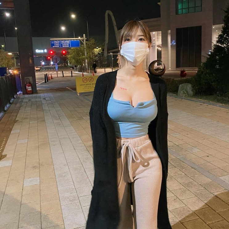 강남에 사는 21살 민아 강남에 사는 21살 민아