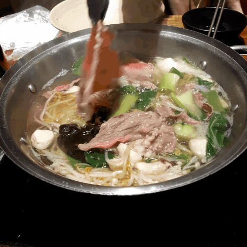  샤브샤브먹고 와플만들기 로운 홍대점