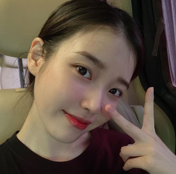  아이유(IU)-내 손을 잡아(노래 듣기/가사/작사 작곡)