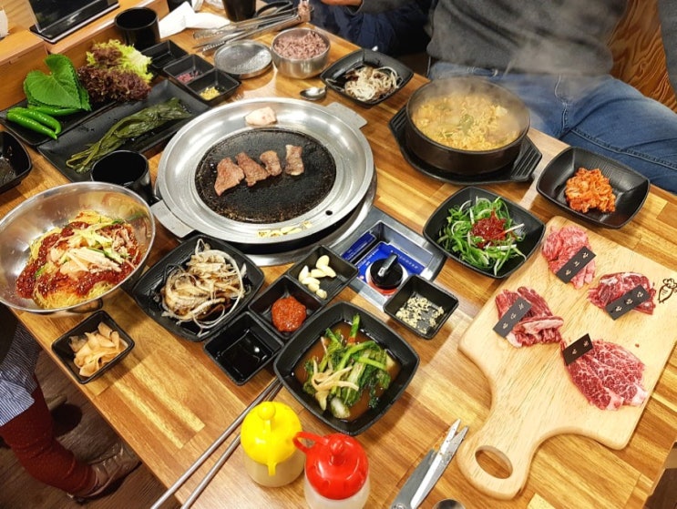  [부산 사상/엄궁맛집] 철마한우뒷고기_ 돌판에 구워 더 맛있는 소고기 맛집