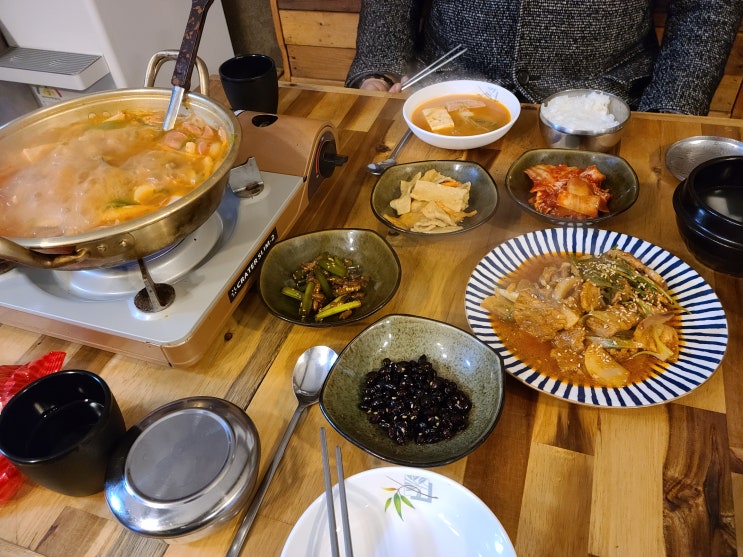 종달리맛집 종달부부 8천원 밥상 소금창고식당