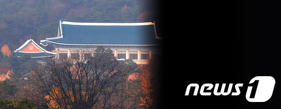 김현미 교체 靑 사실아냐 발표 기다려 달라_이번 주에 장관 3~4명을 바꾸는 개각이 이뤄질 것 김현미 교체 靑 사실아냐 발표 기다려 달라_이번 주에 장관 3~4명을 바꾸는 개각이 이뤄질 것