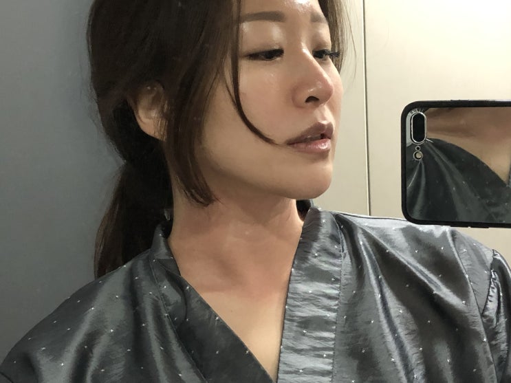  강남피부과 목주름레이저 틱셀 후기. 목선 목살 예뻐졌네?