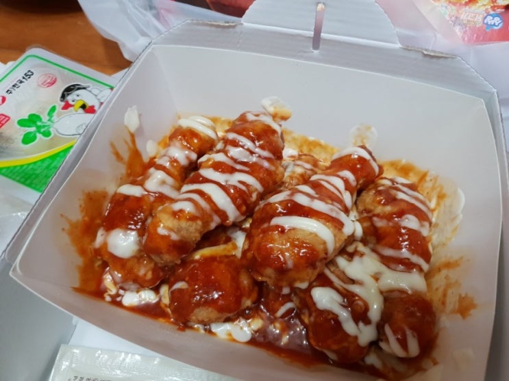  처갓집 슈프림양념치킨 맛 달달해요