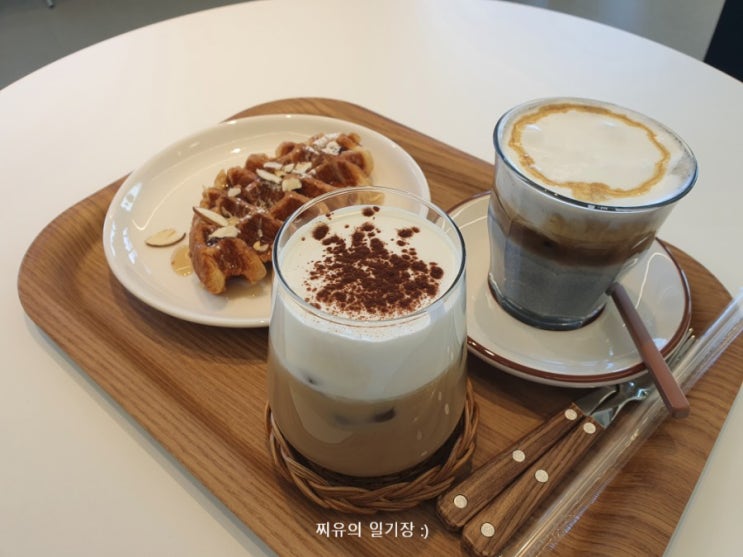  울진 죽변 커피가 맛있는 감성카페 플랫하우스