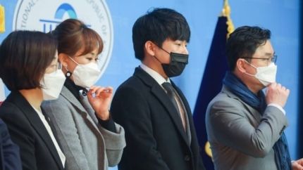 "양육 안하면 연금도 없다"…'공무원 구하라법' 행안위 통과 "양육 안하면 연금도 없다"…'공무원 구하라법' 행안위 통과