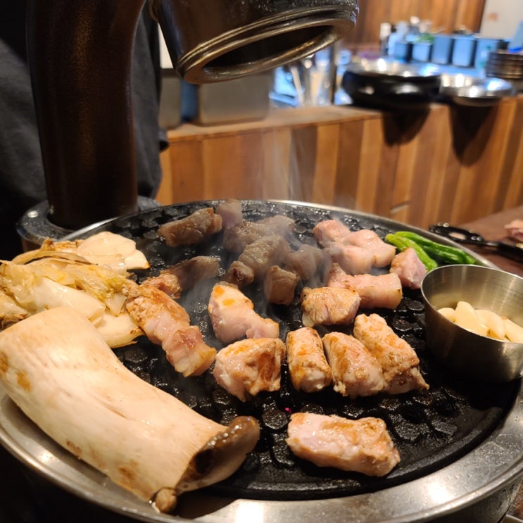  울산태화동)제주흑돼지 육각도