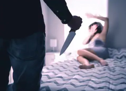 이별통보 한 여친 '살인 안들키는법'등 검색 후 휴가중 찾아가 잔혹살해한 이별범죄범 군인'징역 30년' 이별통보 한 여친 '살인 안들키는법'등 검색 후 휴가중 찾아가 잔혹살해한 이별범죄범 군인'징역 30년'