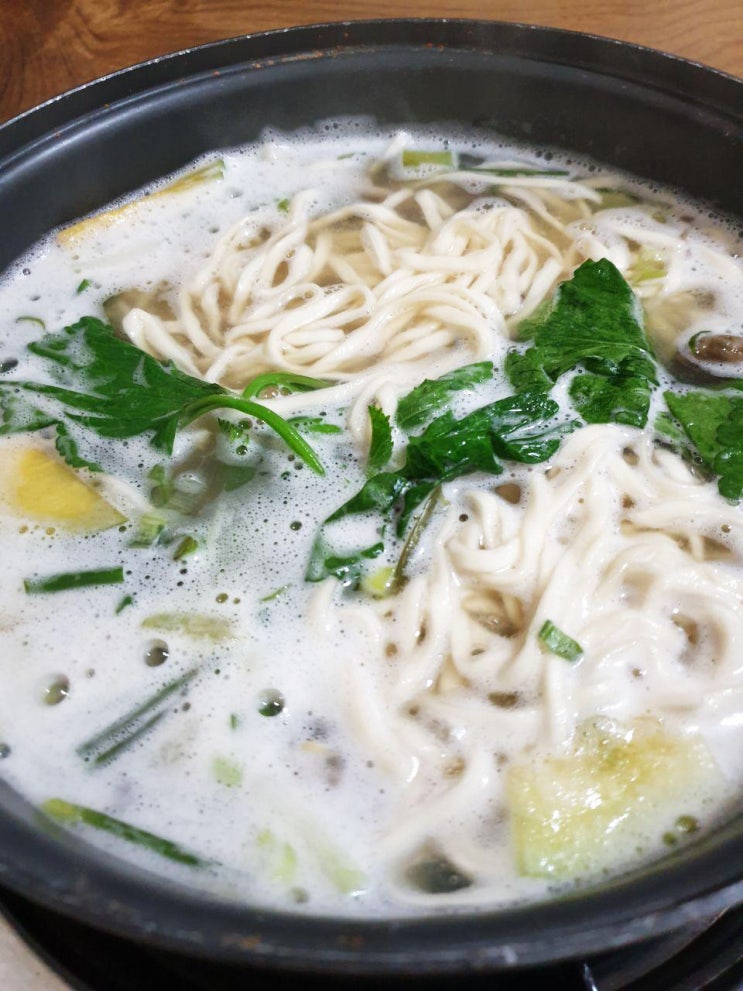  안면도맛집 딴뚝칼국수 뜨끈한 해물칼국수 먹고 왔어요