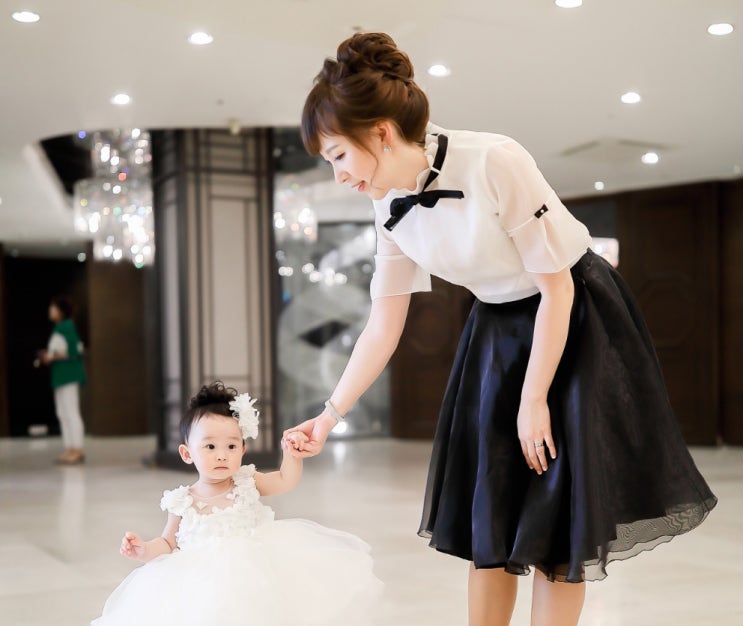  마미들의 v 드레스로렌 돌드레스 리뷰사진들