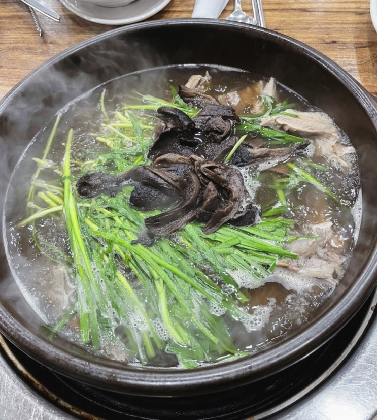  우림시장 능이마을 망우직영점 겨울철 보양식 추천 능이버섯오리백숙