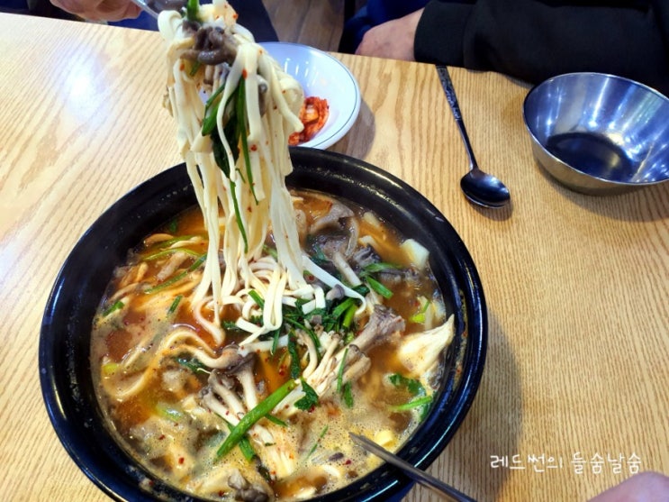  김포공항 근처 갈만한 백종원의 3대 천왕 맛집 공항칼국수 다녀왔어요