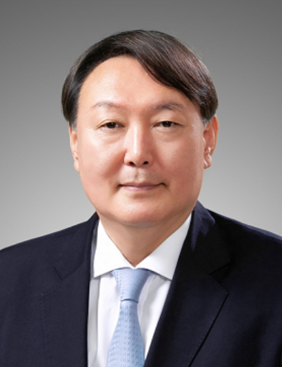 조미연판사, 직무정지 윤석열 운명을 쥐다.