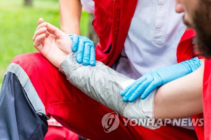 중증화상 수술비 부담 크게 덜어…'인공진피' 168만원→3만5천원 중증화상 수술비 부담 크게 덜어…'인공진피' 168만원→3만5천원