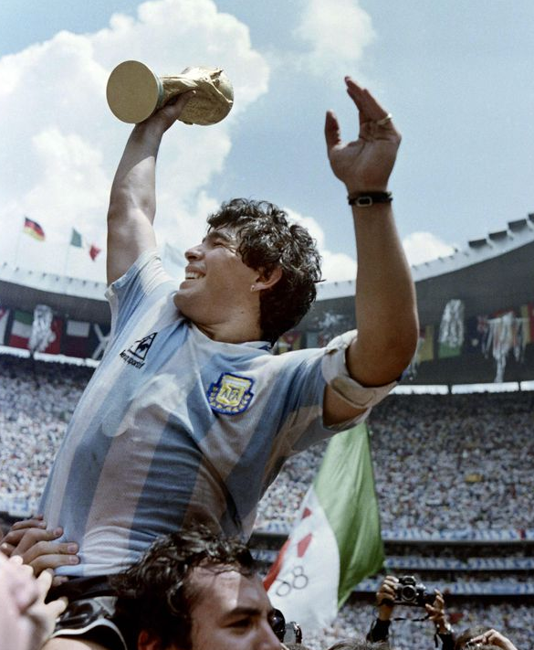 [축구소식] 아르헨티나 축구영웅,축구전설 디에고 마라도나 60세로 떠나다, 전 세계 애도